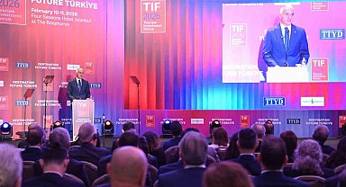 Kültür ve Turizm Bakanı Ersoy, turizm gelirindeki artışa vurgu yaptı