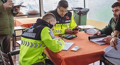 Kuşadası'nda okul servisleri denetlendi