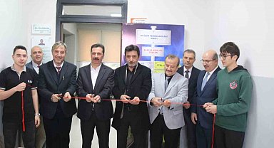 Kütahya Şehit Selim Cansız AİHL'de kütüphane ve bilişim sınıfı açıldı