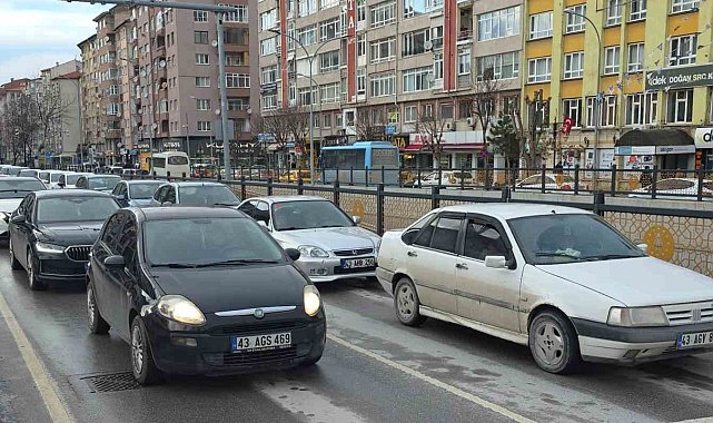 Kütahya'da araç sayısı artmaya devam ediyor