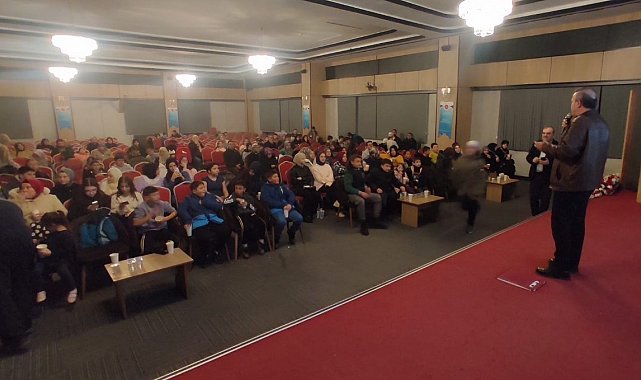 Kütahya'da gençlere yönelik "Çağrı" filmi etkinliği ilgi gördü
