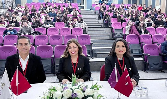 Kütahya'da Liseler Arası Münazara Yarışması'nın finali büyük heyecana sahne oldu