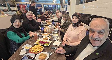 Kütahya'da sanatçılar iftarda buluştu
