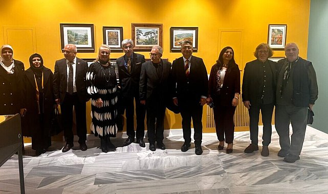 Kütahyalı ressam Ahmet Yakupoğlu'nun "Bir Hezarfenin İzleri" sergisi