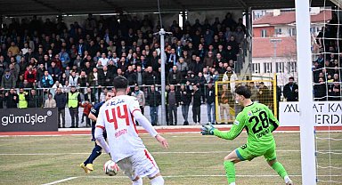 Kütahyaspor, Balıkesirspor'u 2-1 mağlup etti