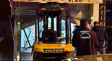 Kuyumcuda forkliftli hırsızlık