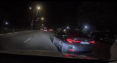 Makas atan araçlar kameraya yansıdı