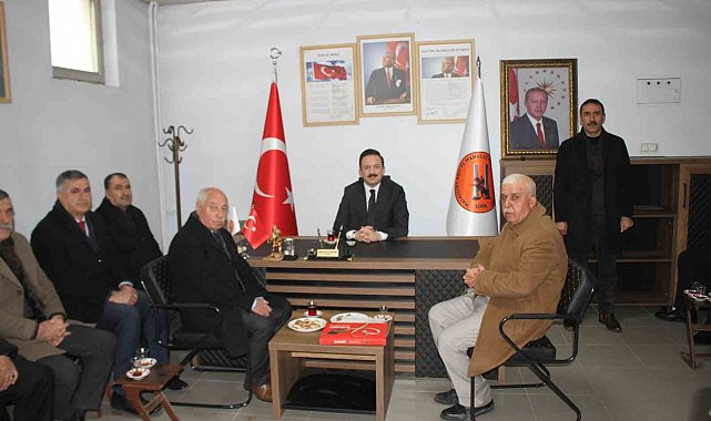 Malazgirt Kaymakamı Bayram'dan muhtarlara ziyaret
