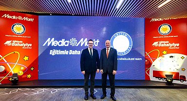 MediaMarkt Türkiye ve TEGV'den deprem bölgesinde 11 bini aşkın çocuğa nitelikli eğitim desteği