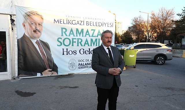 Melikgazi Belediyesi Ramazan ayının bereketini iftar çadırlarında paylaşıyor