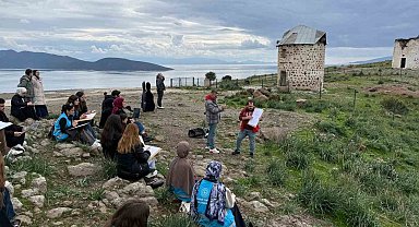 Menteşe'nin gönüllü gençleri Bodrum'da sanata doydu