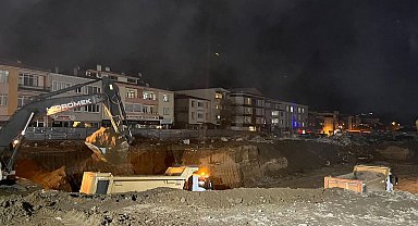 Merkez Çarşısı Kentsel Dönüşümünde hafriyat çalışmaları sürüyor