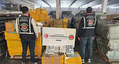 Mersin'de 1,5 milyar lira değerinde 116 bin kaçak kol saati ele geçirildi