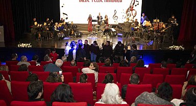 Mersin'de 'Dilde Telde Anadolu' konseriyle türkü rüzgârı esti