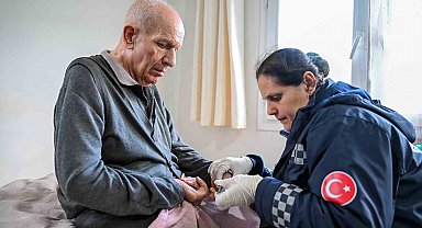 Mersin'de evde sağlık hizmetiyle hayatlar kolaylaşıyor