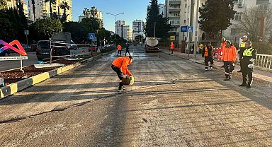Mersin'de selin zarar verdiği köprüde tahkimat çalışması tamamlandı
