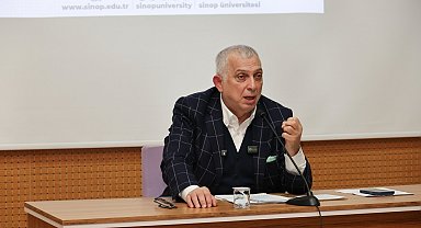 Metin Külünk: "Mesele, hak ile batıl mücadelesinde kimin nerede durduğudur"