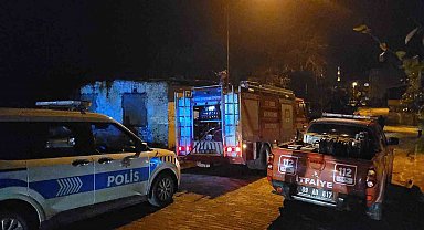 Metruk binadaki yangın korkuttu