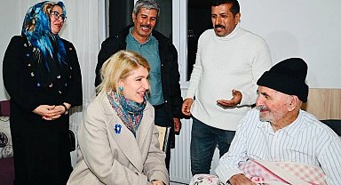 Milletvekili Ölmeztoprak, esnaf ve vatandaşlarla bir araya geldi