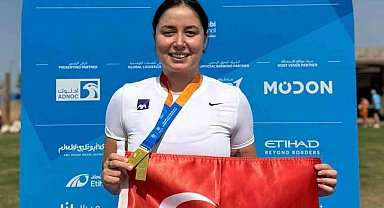 Milli yüzücü Bengisu Avcı'dan, Abu Dhabi'de dünya şampiyonluğu