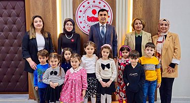 Minik öğrencilerden Kaymakam Güngör'e anlamlı ziyaret