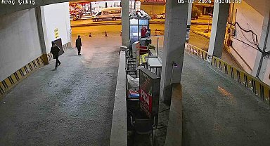 Motosiklet çaldılar, gezerken yakalandılar