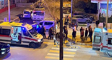 Motosikletler çarpıştı:2 yaralı