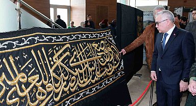 Mukaddes Emanetler Sergisi Sivas'ta Ziyarete Açıldı