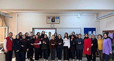 Mum atölyesi liselileri etkiledi