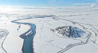 Muş Piramidi kış manzarasıyla mest etti
