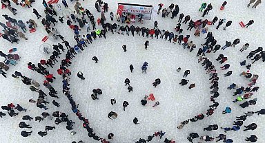 Muş'ta "Kar Festivali" renkli görüntülere sahne oldu