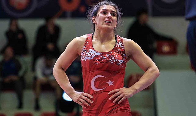 Nesrin Baş'tan bronz madalya