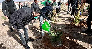 Nevşehir'de binlerce fidan toplarla buluştu