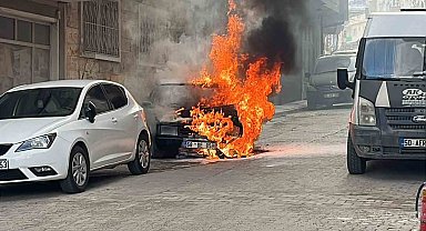 Nevşehir'de park halindeki otomobil yandı