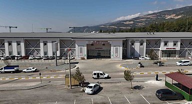 Nurdağı'nda çelik konstrüksiyonlu hastane 9 ayda tamamlandı, deprem bölgesine nefes oldu