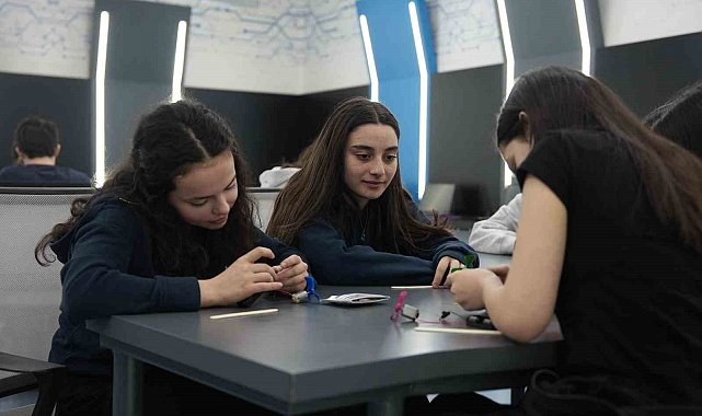 Öğrenciler akademisyenlerle buluştu