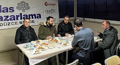 Öğrencilerle iftarda bir araya geldiler