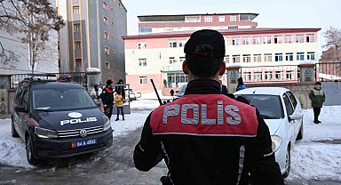 Okul çevrelerinde güvenlik denetimleri sürüyor