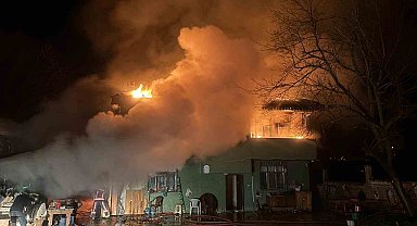 Ordu'da ambarda çıkan yangın marangoz atölyesi ve ahırı küle çevirdi