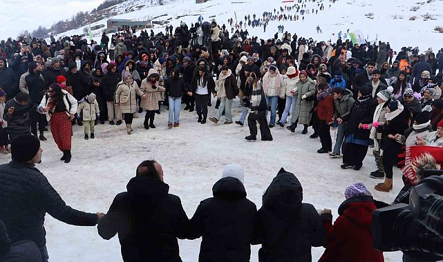 Ordu'da bin 700 rakımlı yaylada renkli kar festivali