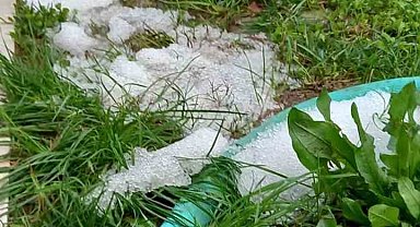 Ortaca'da kuvvetli yağışın ardından dolu etkili oldu