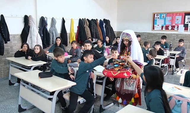 Ortaokul öğrencilerinden Ramazan ayında anlamlı etkinlik