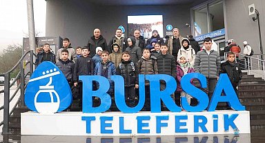 Osmangazi Belediyesi'nden çocuklara Uludağ'da kayak sürprizi