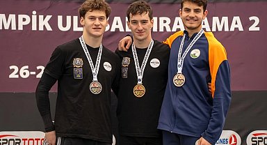 Osmangazi Belediyesporlu Arda Meriç'ten bronz madalya