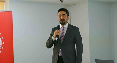 Osmaniye'de "Kadrajda Sanat, Haberde Gerçek" ve "Haberciliğin Yapay Zeka ile Dönüşümü" eğitimleri düzenlendi