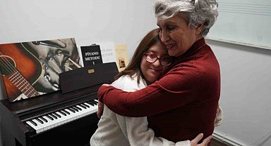 Osmaniye'deki otobüs kazasında ağır yaralanan Ayşegül Bayrak 60 günlük yaşam savaşını kaybetti