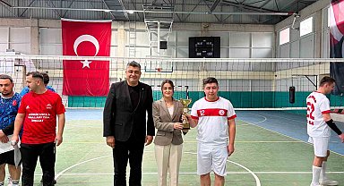 Özvatan Kurumlar Arası Voleybol Turnuvası sona erdi