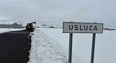 Patnos'ta trafik levhalarına düzenleme