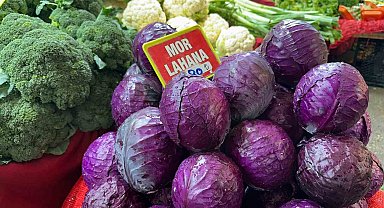 Pazarda tanesi 80 lira; çiftçiden 5 liradan almak istediler