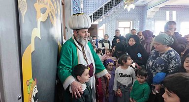 Pendik'te minikler tekne orucu sevincini yaşadı